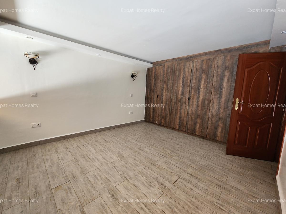 3 Bed Villa with Backup Generator in Riverside - 5