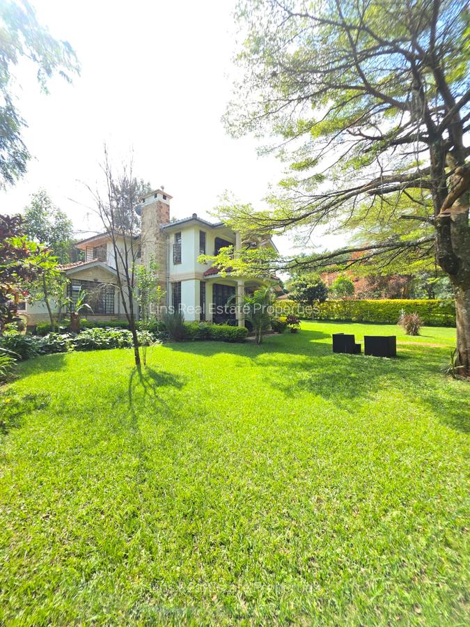 4 Bed Townhouse with En Suite in Rosslyn - 2