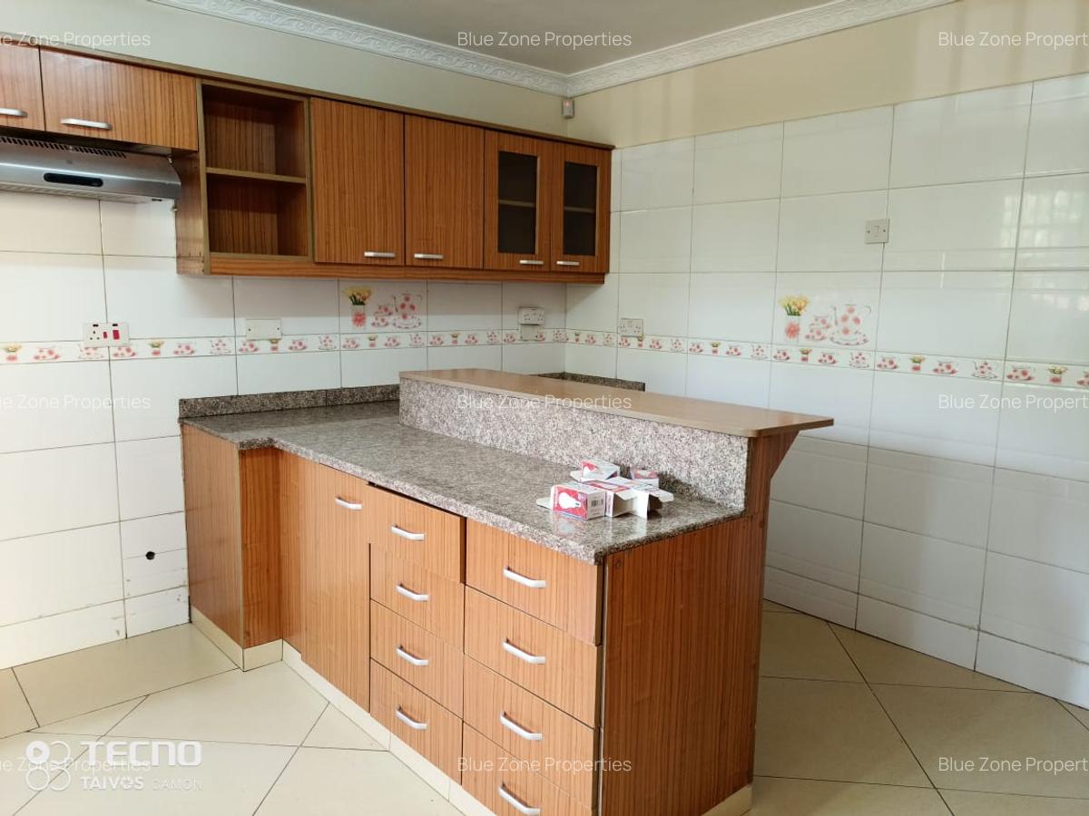 4 Bed Townhouse with En Suite at Off Mimosa Rd - 10