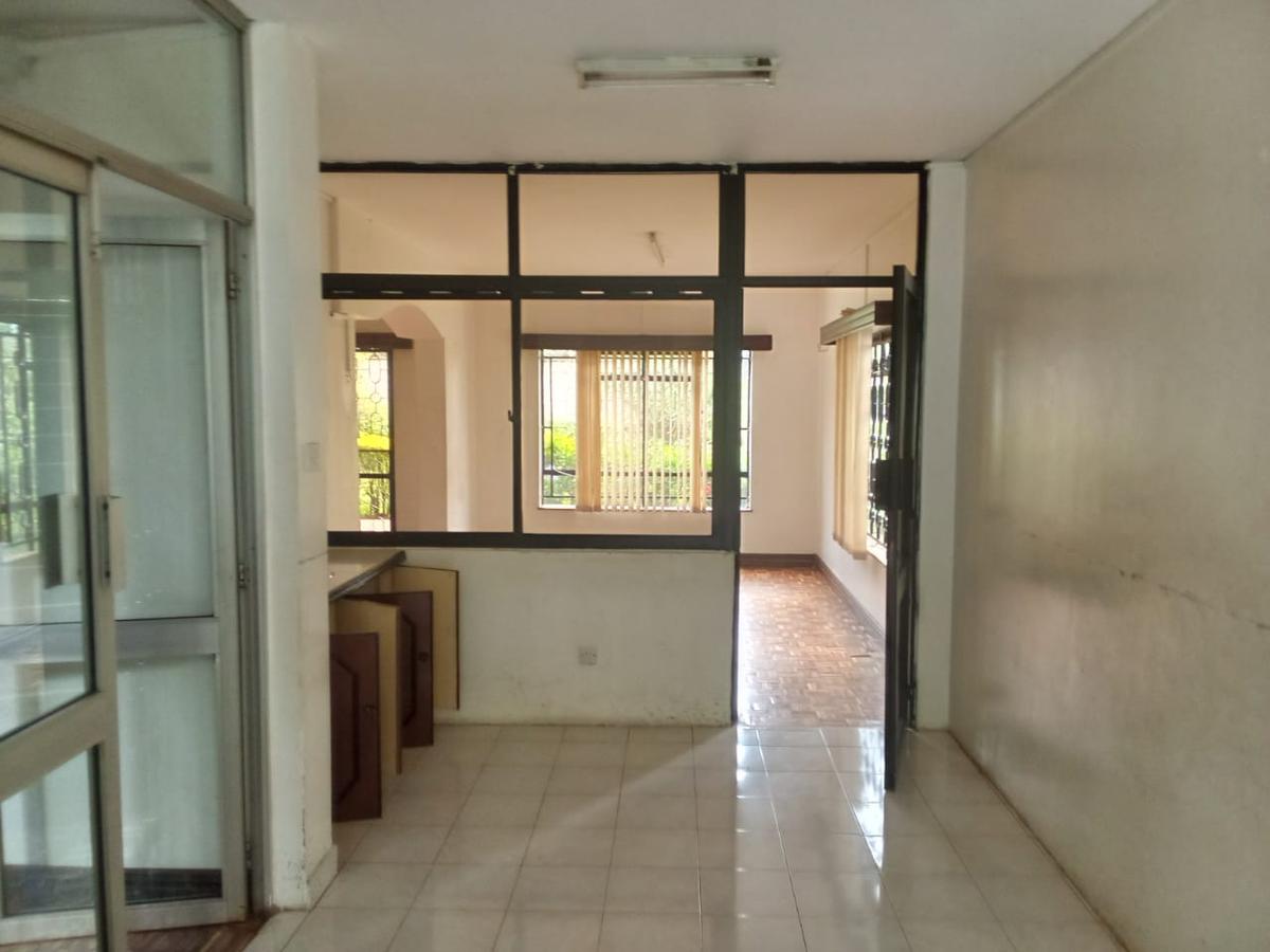 0.5 ac Office with Service Charge Included in Lavington - 8