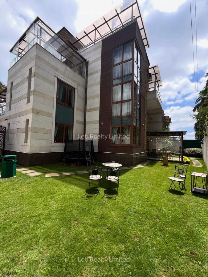 5 Bed Townhouse with En Suite in Lavington - 1