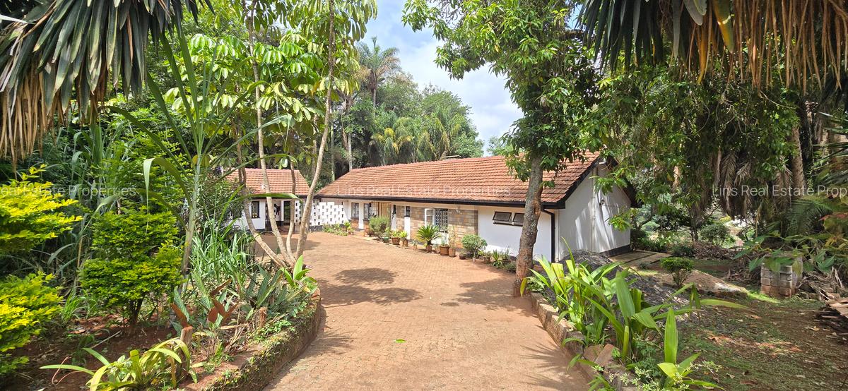 4 Bed House with En Suite in Kyuna - 3