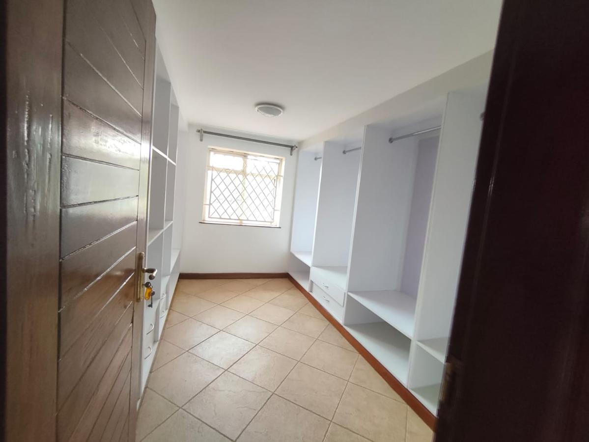 5 Bed House with Swimming Pool in Runda - 8