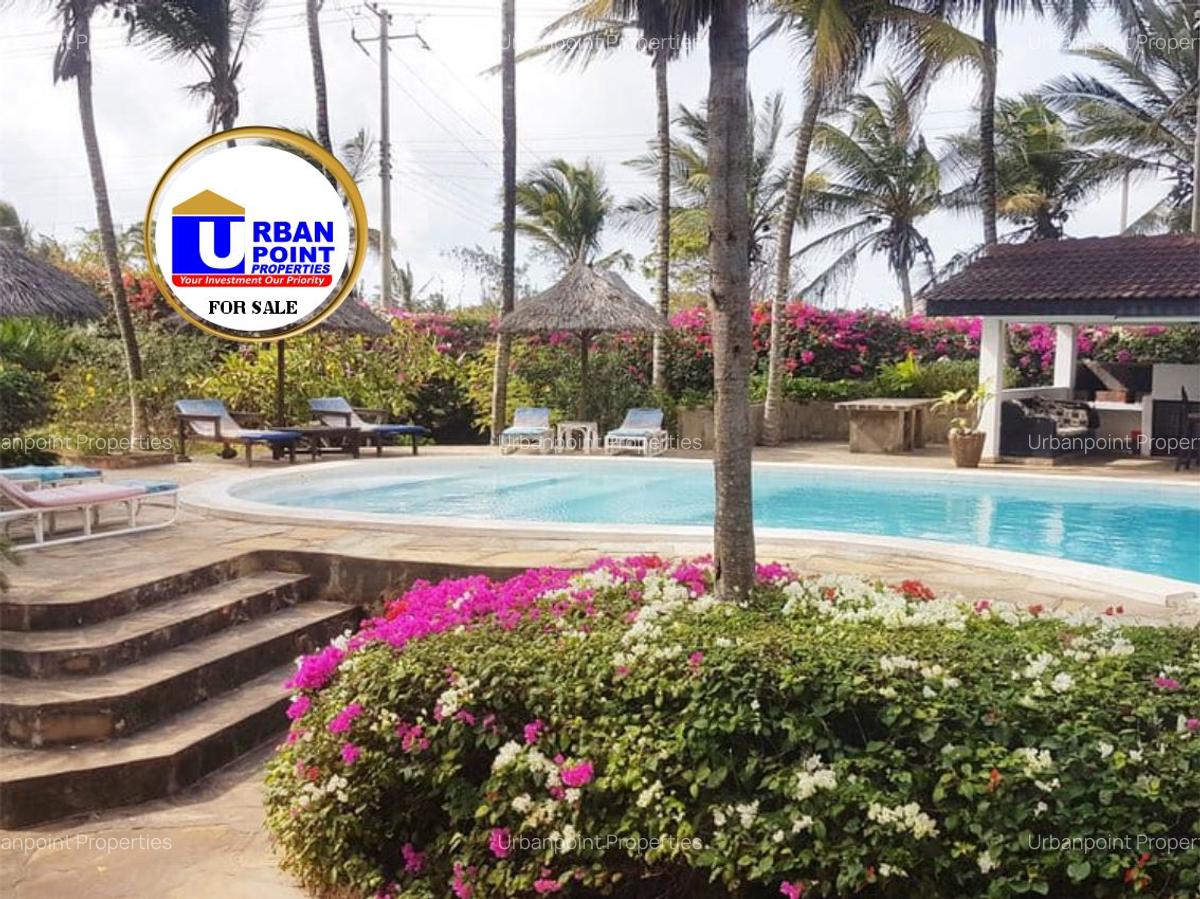 5 Bed Villa with En Suite in Watamu - 8