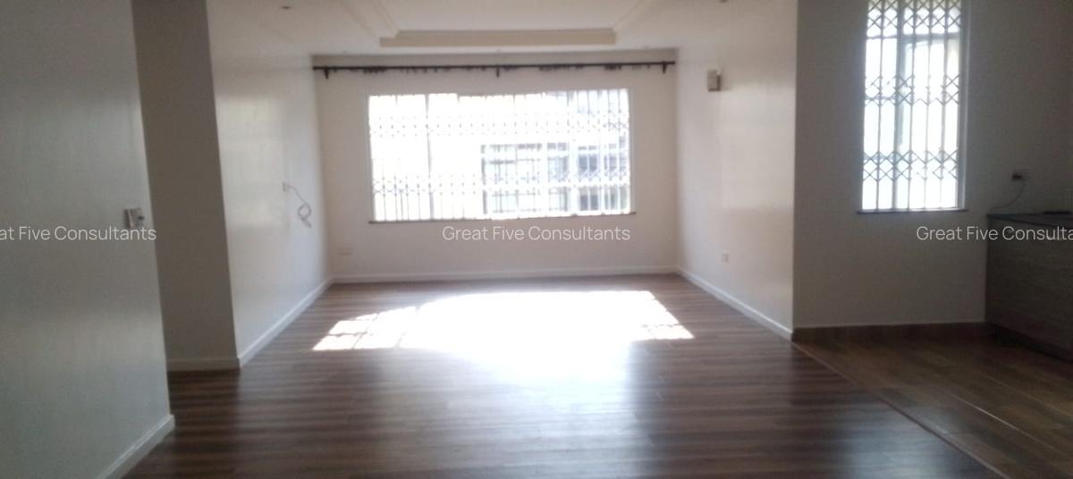 4 Bed Villa with Staff Quarters in Kitisuru - 11