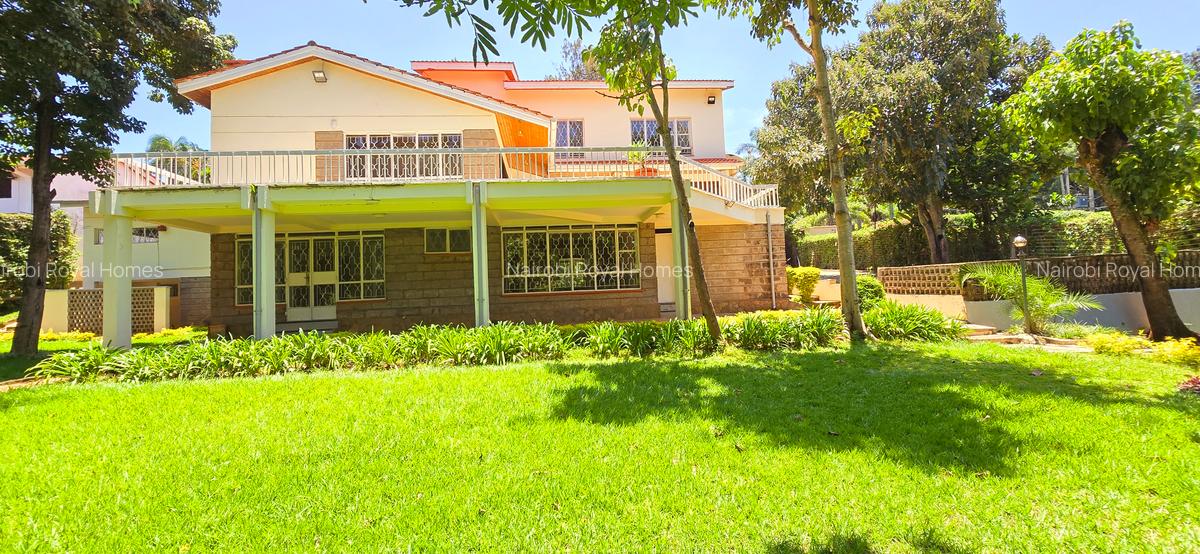 5 Bed House with En Suite at Whispers Avenue - 2