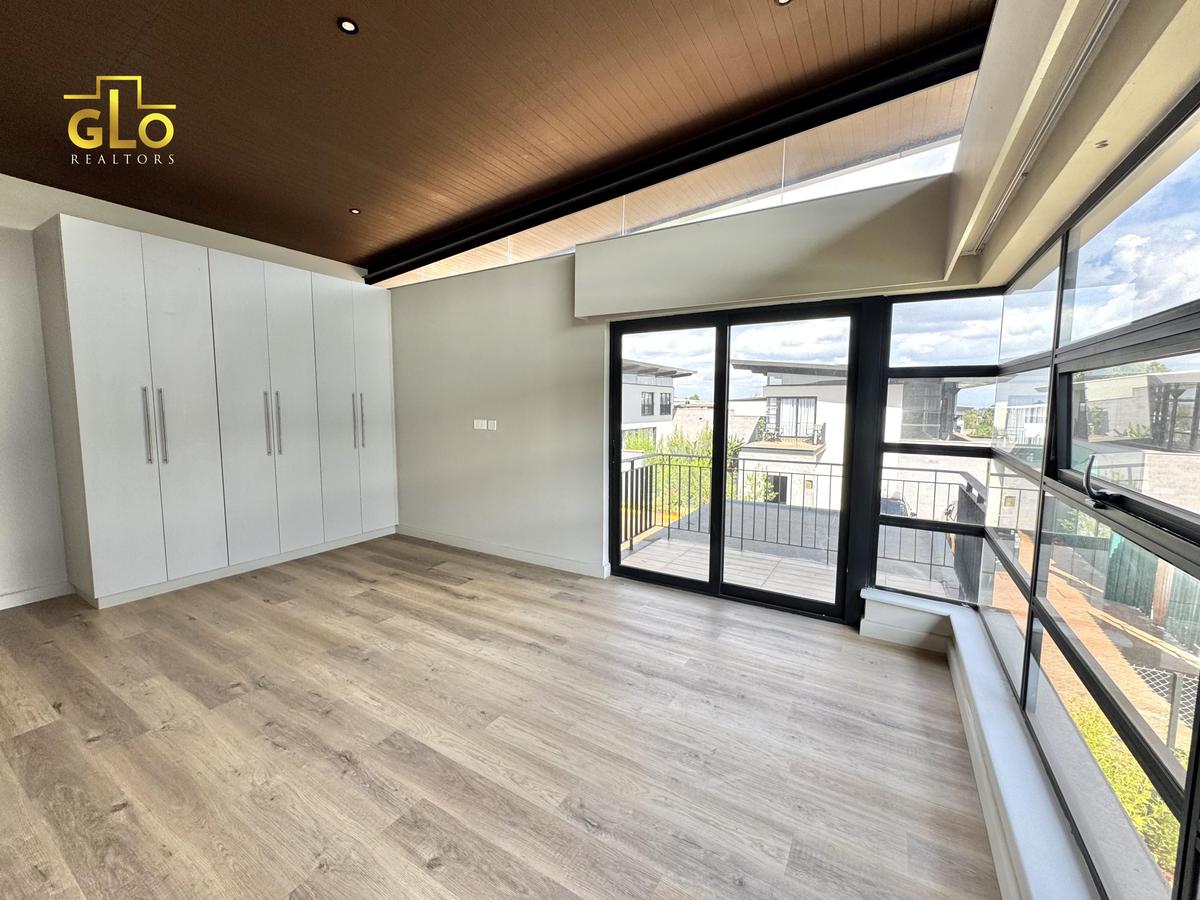 3 Bed Townhouse with En Suite in Kiambu Road - 16