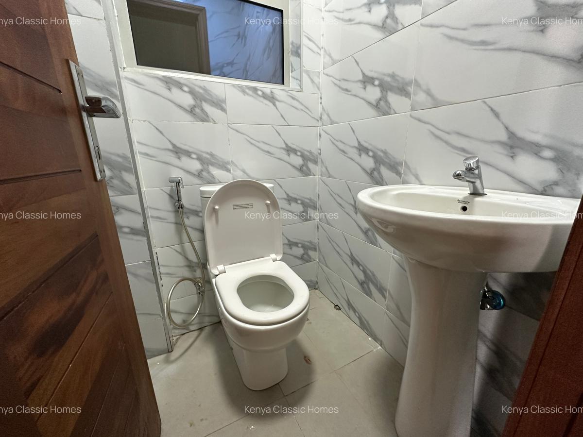 5 Bed Apartment with En Suite at Kilimani - 6