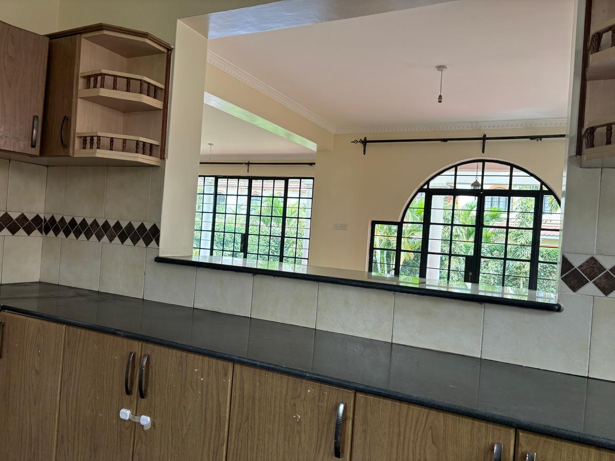 3 Bed Villa with En Suite in Kiambu Road - 14