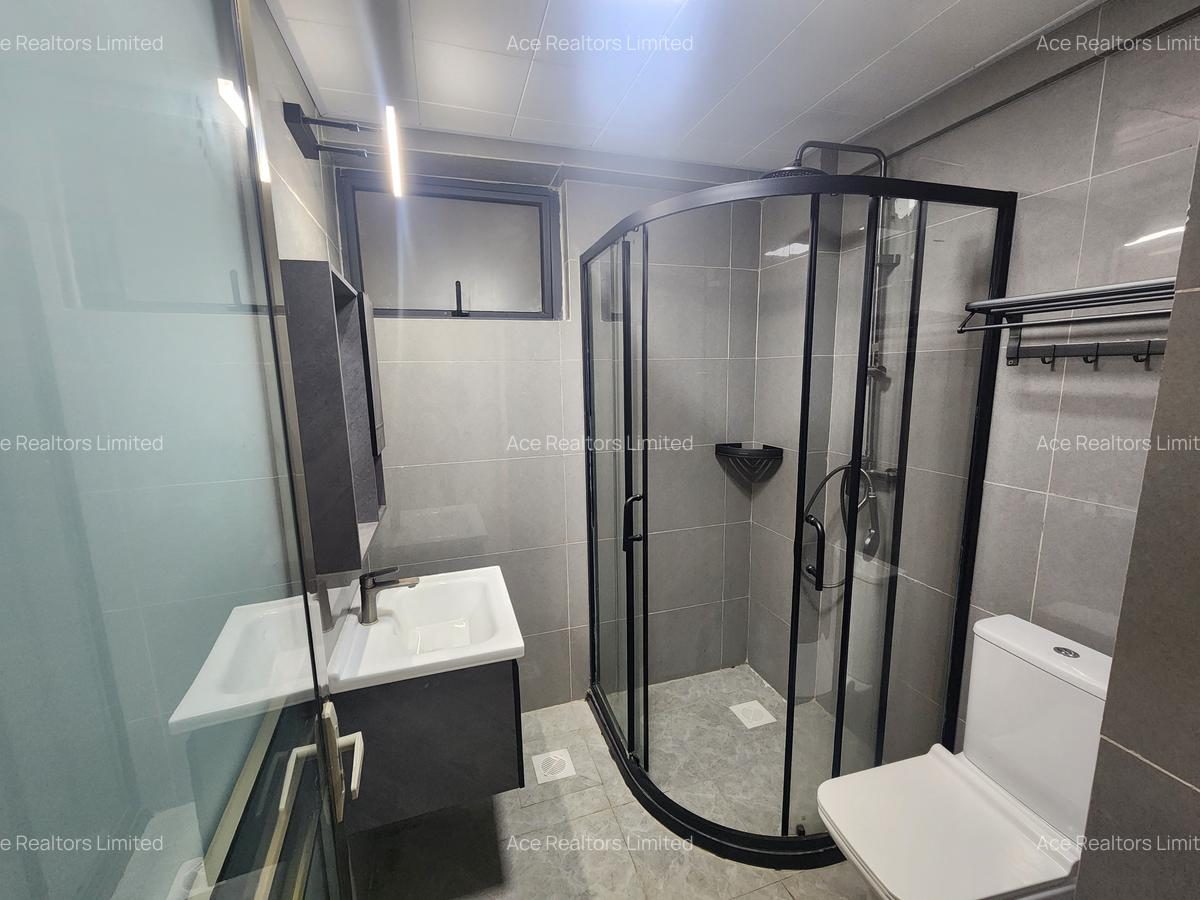 3 Bed Apartment with En Suite at Riverside Drive - 5