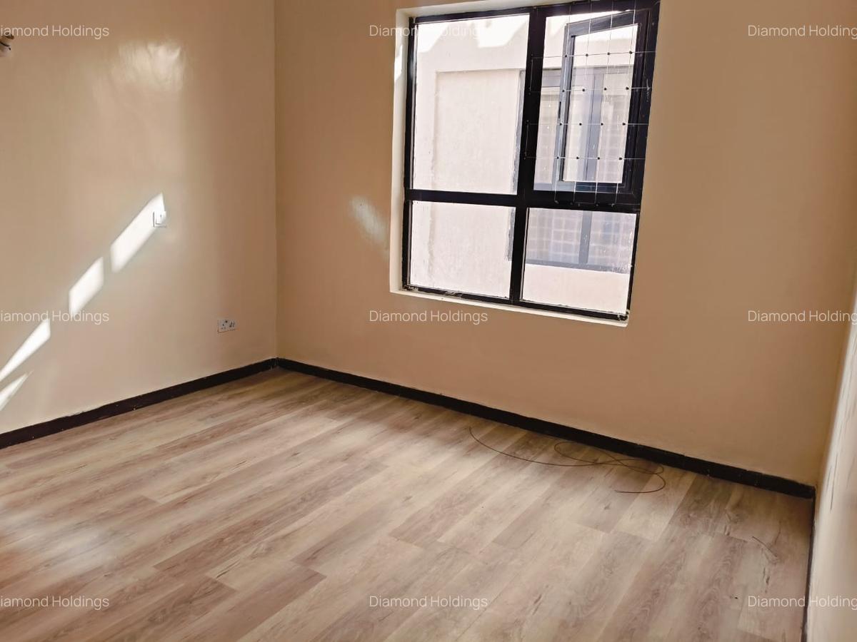 3 Bed Apartment with Gym at Parklands - 4