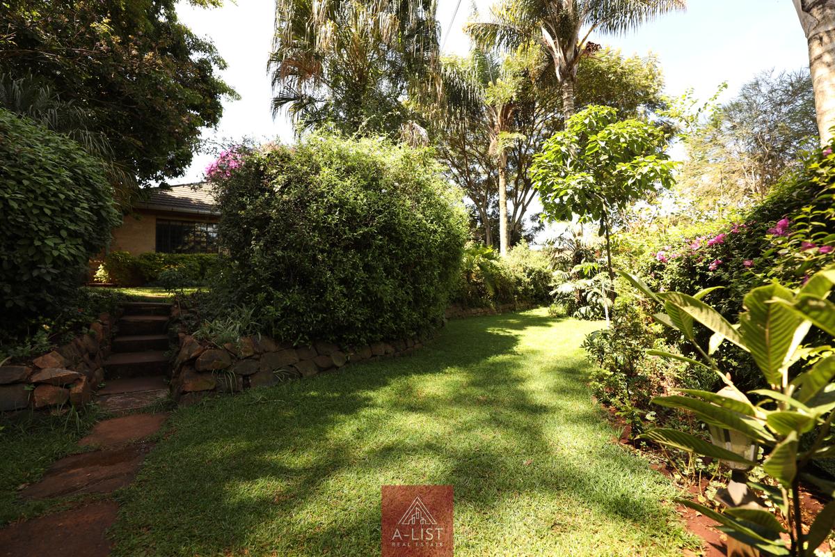 4 Bed House with En Suite at Loresho - 13