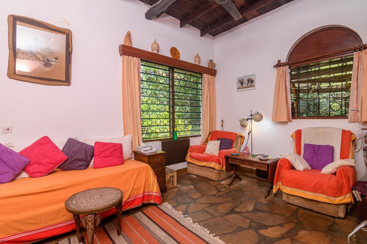 4 Bed House with En Suite at Mtangani Area - 12
