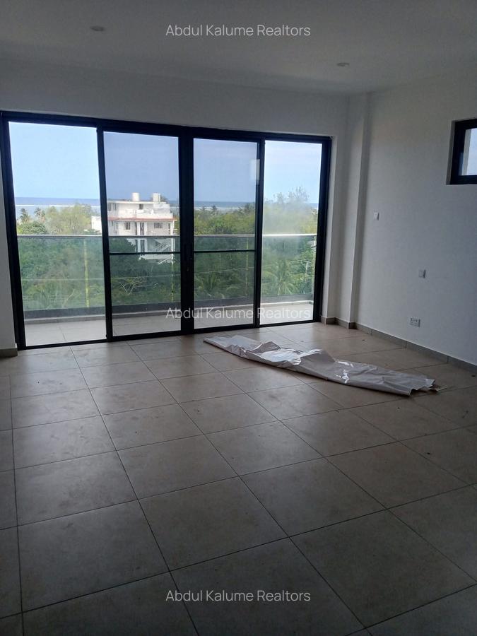 Serviced 3 Bed Apartment with En Suite at Shanzu - 9