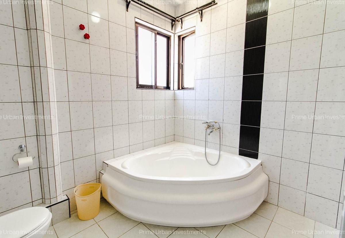 5 Bed House with En Suite in Shanzu - 10