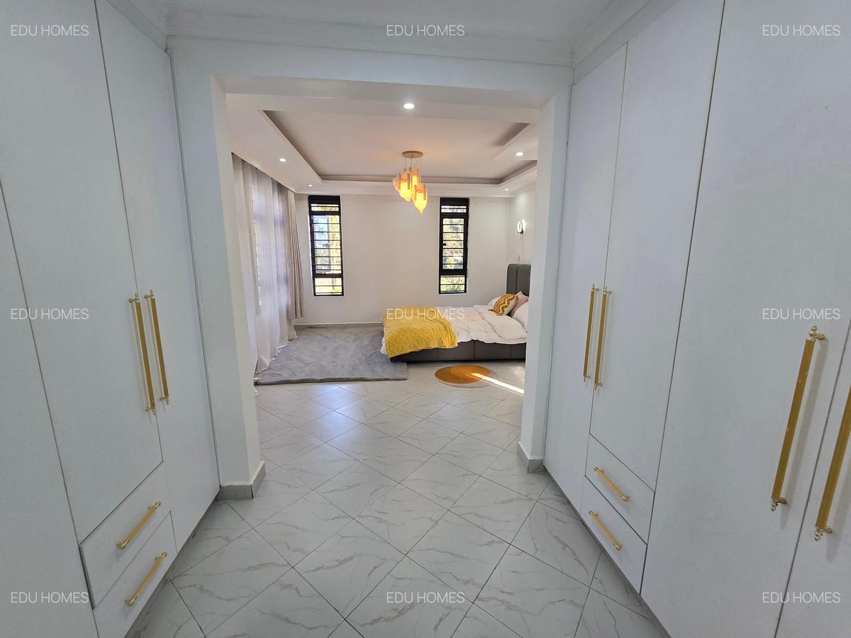 4 Bed Townhouse with En Suite at Thikaroad - 20