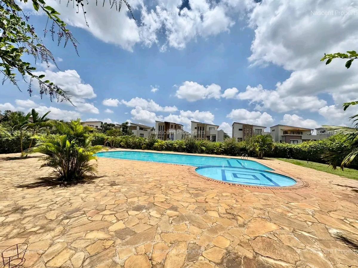 4 Bed Townhouse with En Suite in Kiambu Road - 2