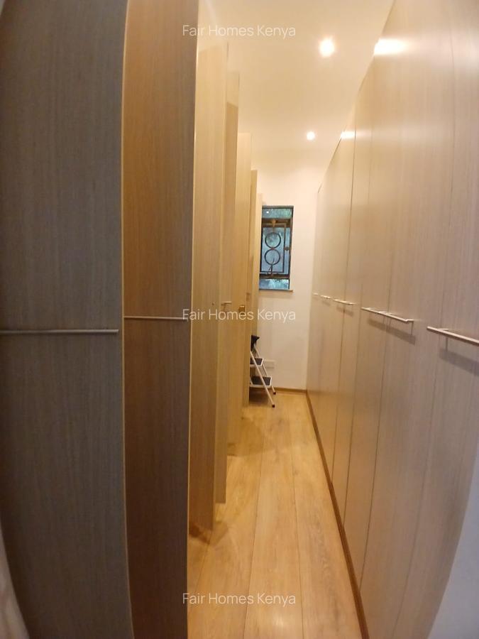 5 Bed Townhouse with En Suite at Lavington Mall - 16