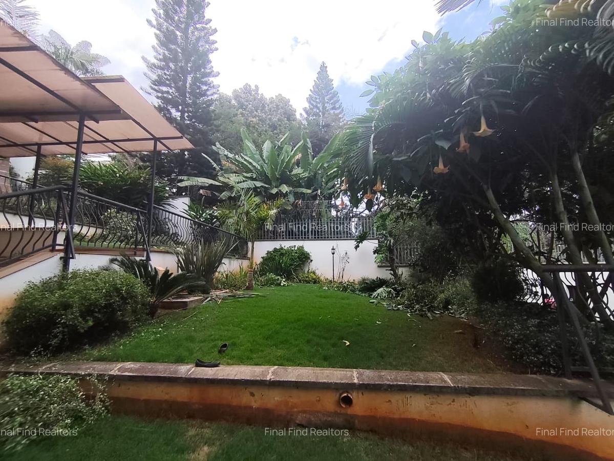 7 Bed Townhouse with En Suite in Nyari - 20