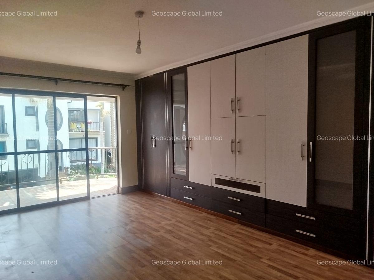 5 Bed House with En Suite in Kyuna - 7