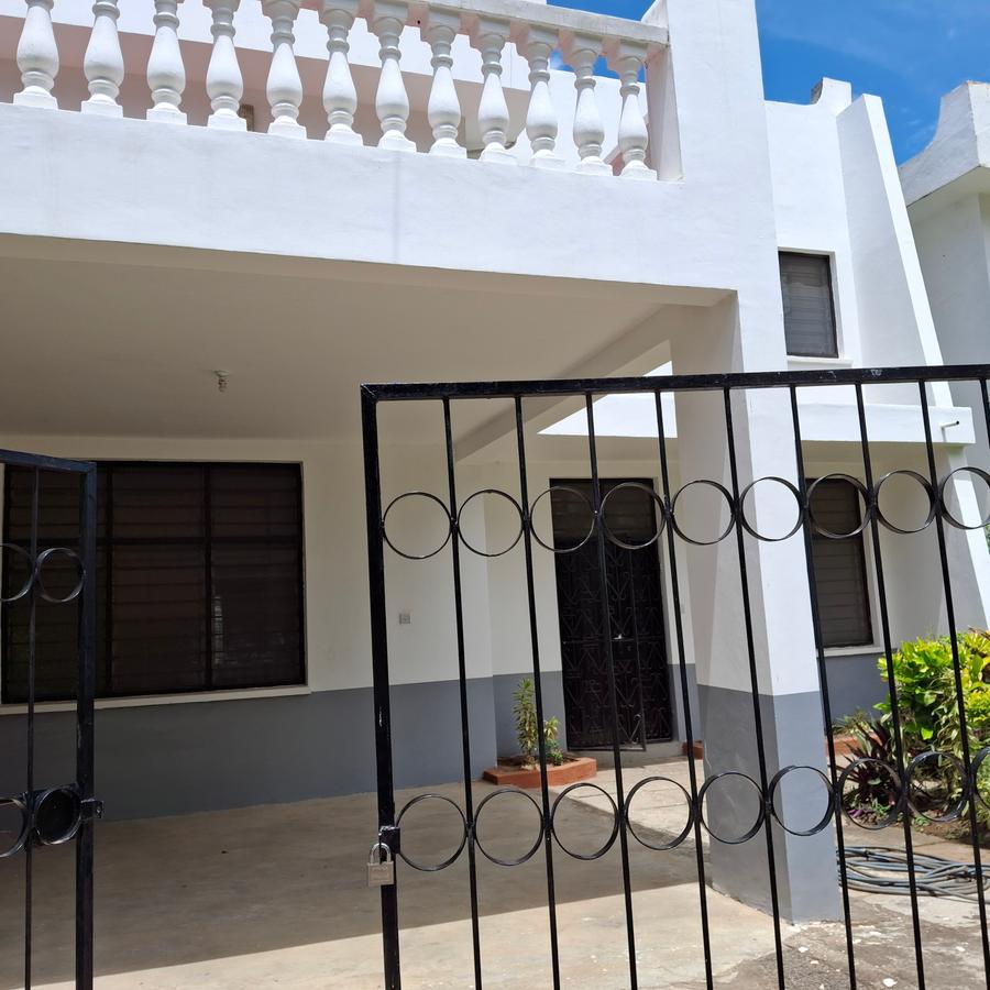 4 Bed Townhouse with En Suite at Nyali - 2