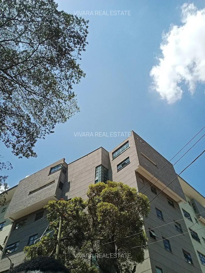 3 Bed Apartment with En Suite in Westlands Area - 6