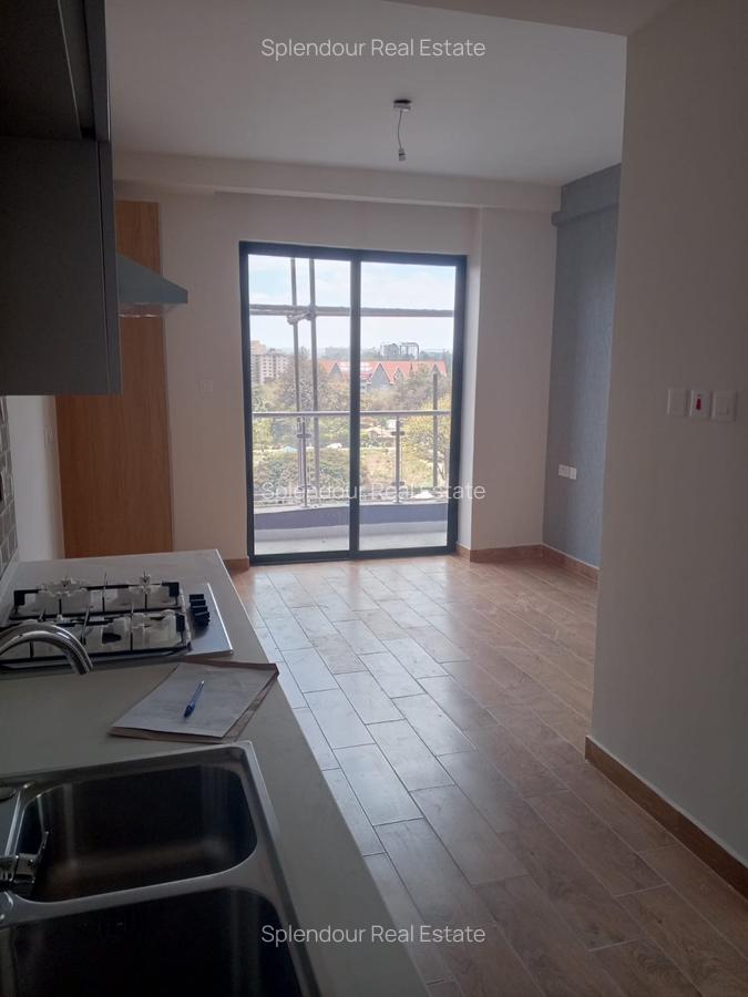 Bedsitter in Kilimani - 3