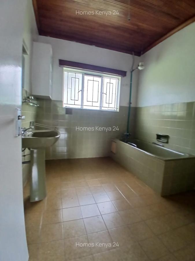 4 Bed House in Kiambu Road - 18