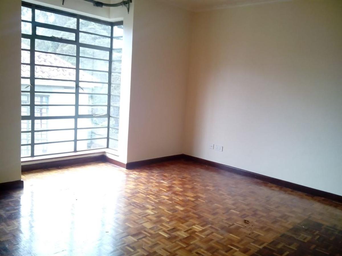 3 Bed Apartment in Kileleshwa - 9