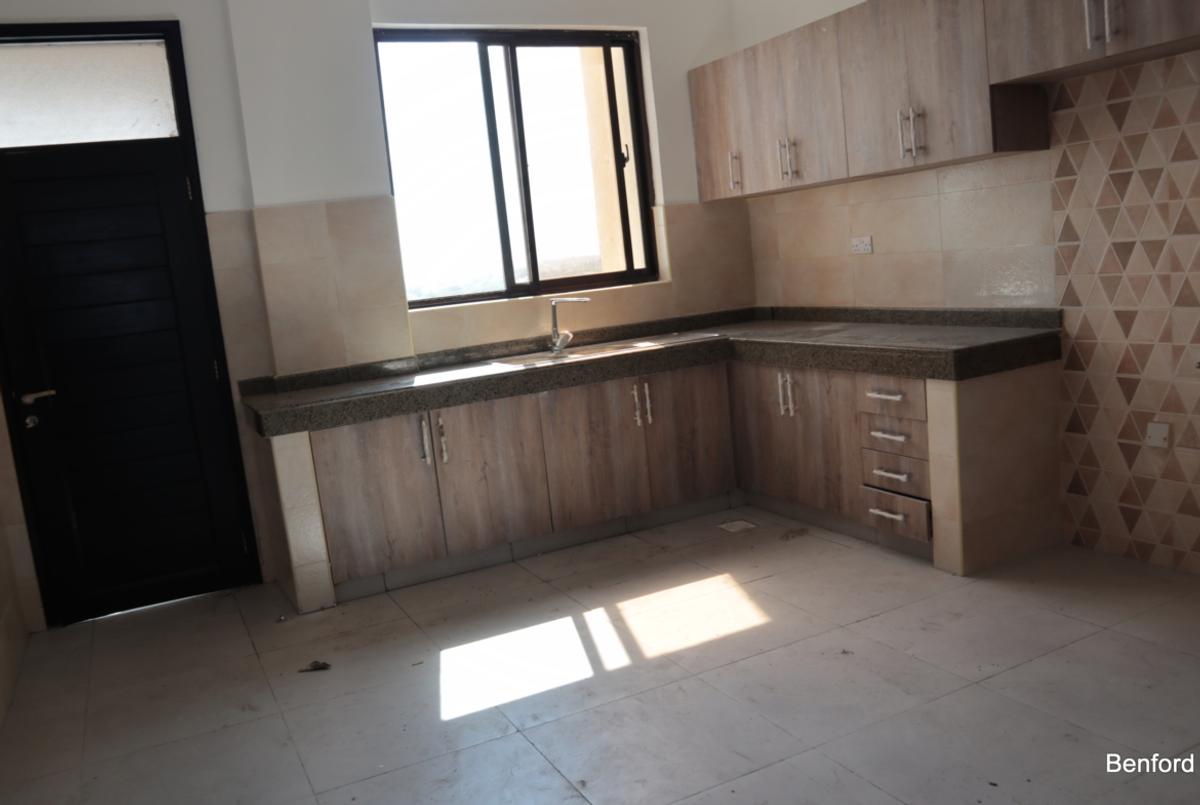 3 Bed Apartment with En Suite in Nyali Area - 3