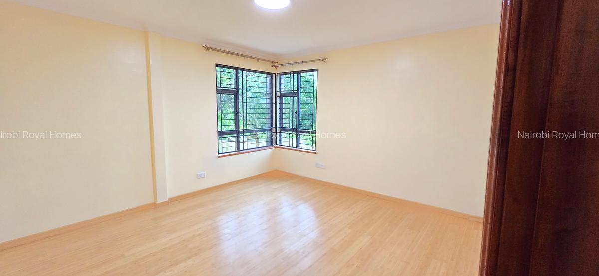 5 Bed Townhouse with En Suite at Off James Gichuru - 8