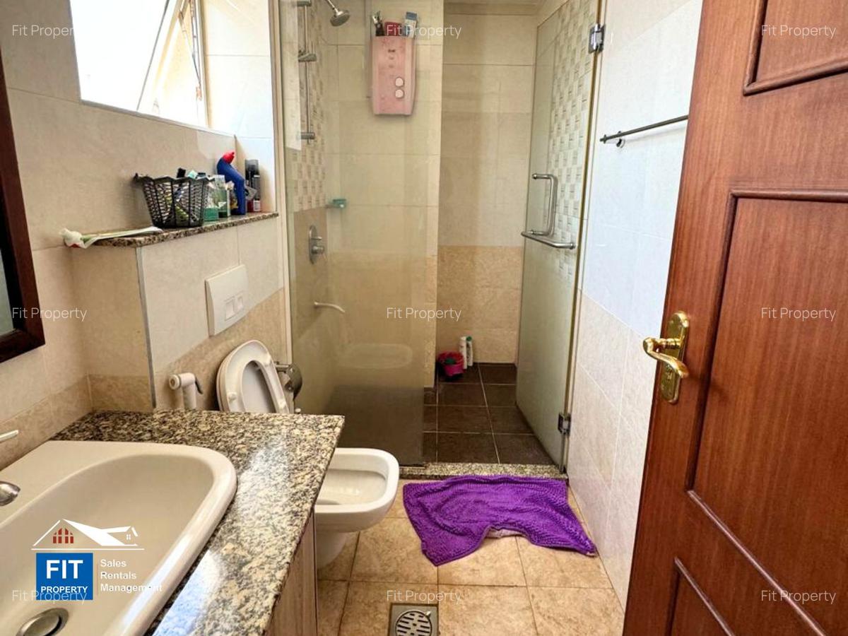 3 Bed Apartment with En Suite in Parklands - 14