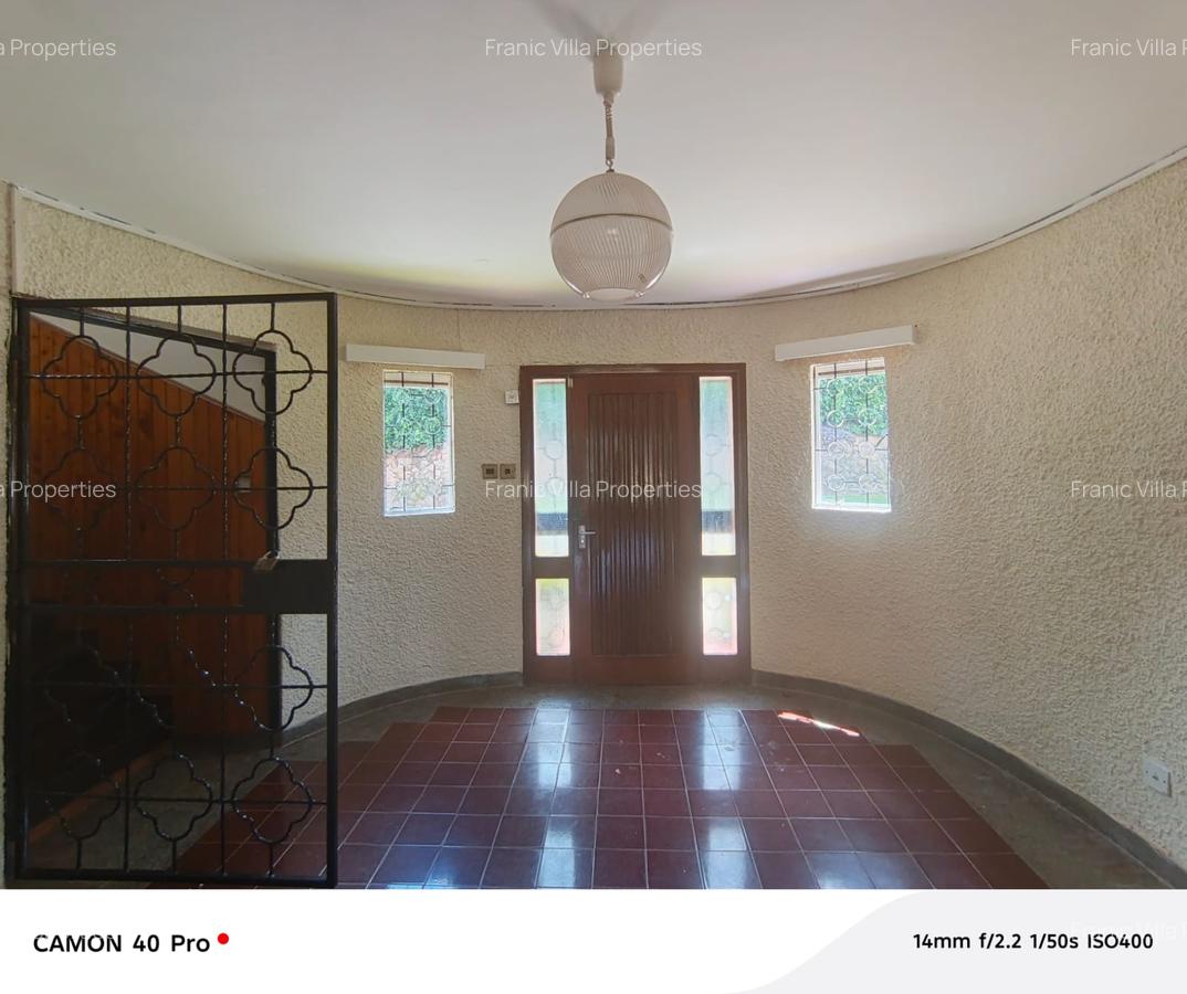 5 Bed House with En Suite in Loresho - 19