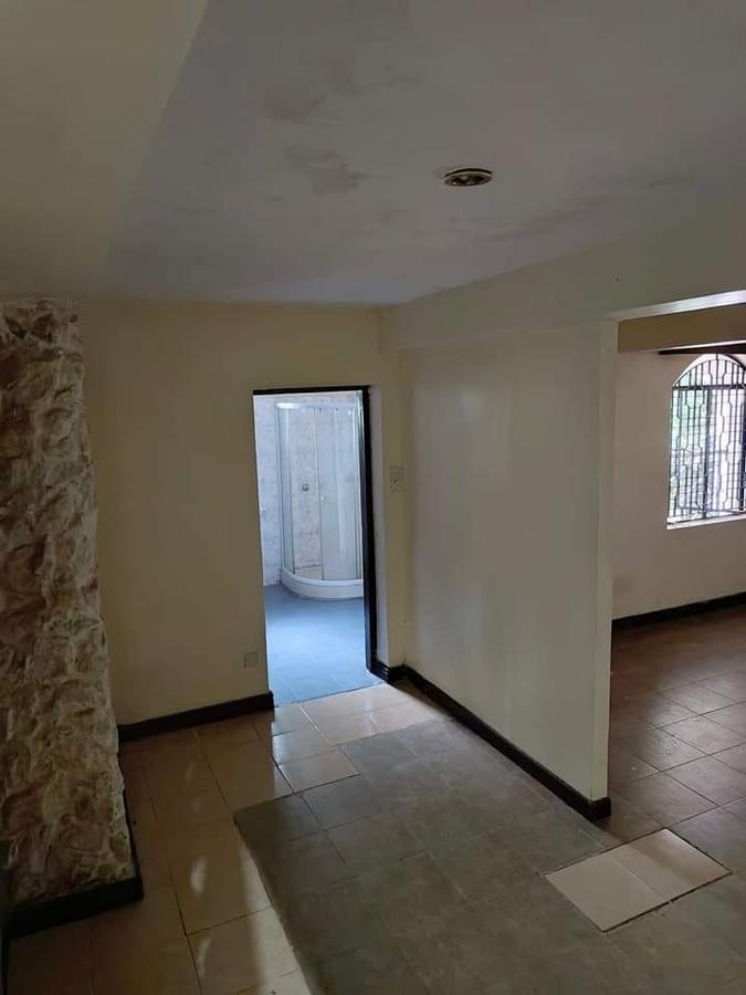 7 Bed House with En Suite in Kitisuru - 13