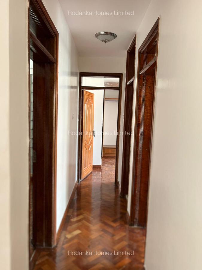 Serviced 3 Bed Apartment with En Suite in Kilimani - 16