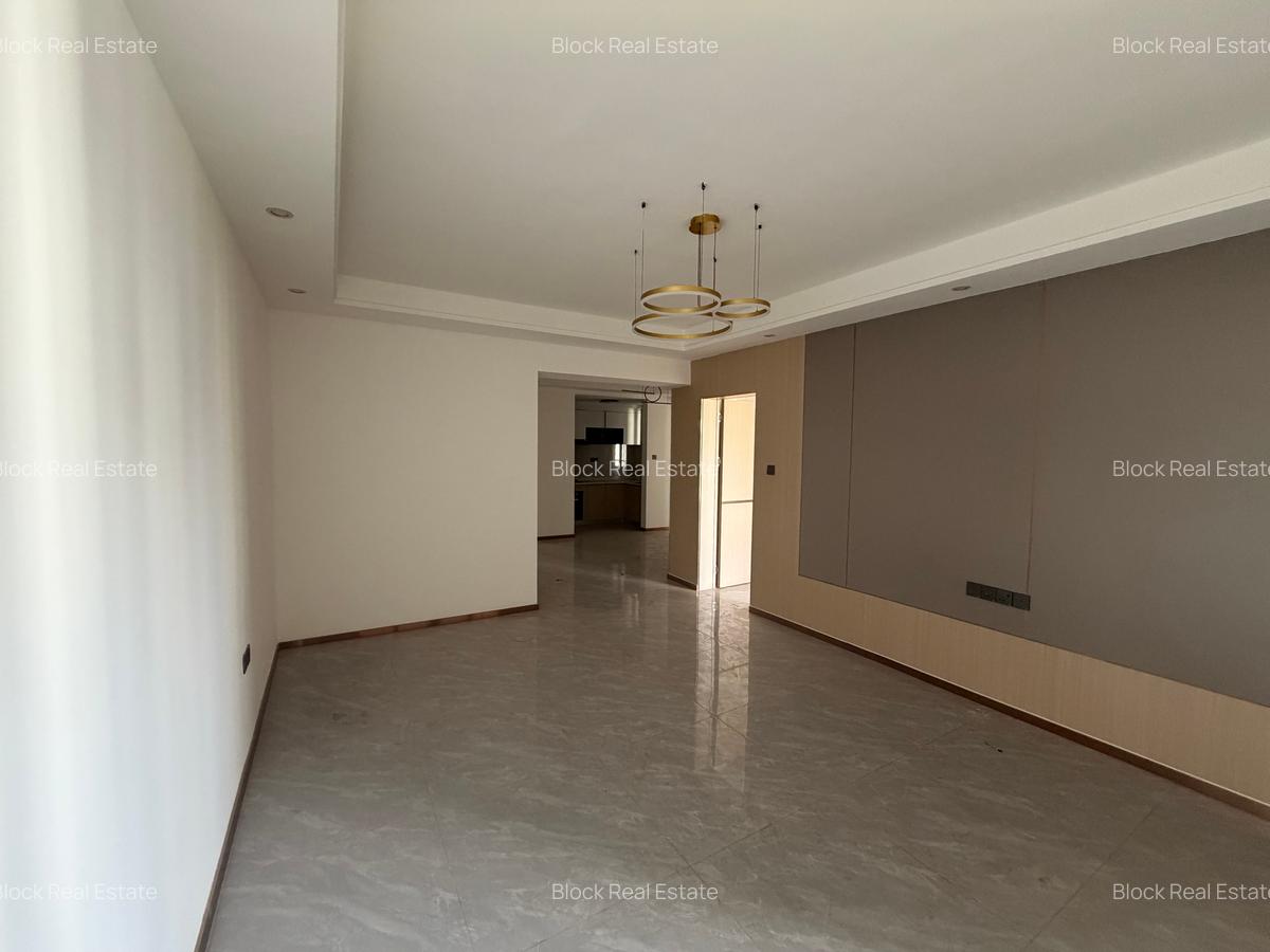 2 Bed Apartment with En Suite in Riverside - 14