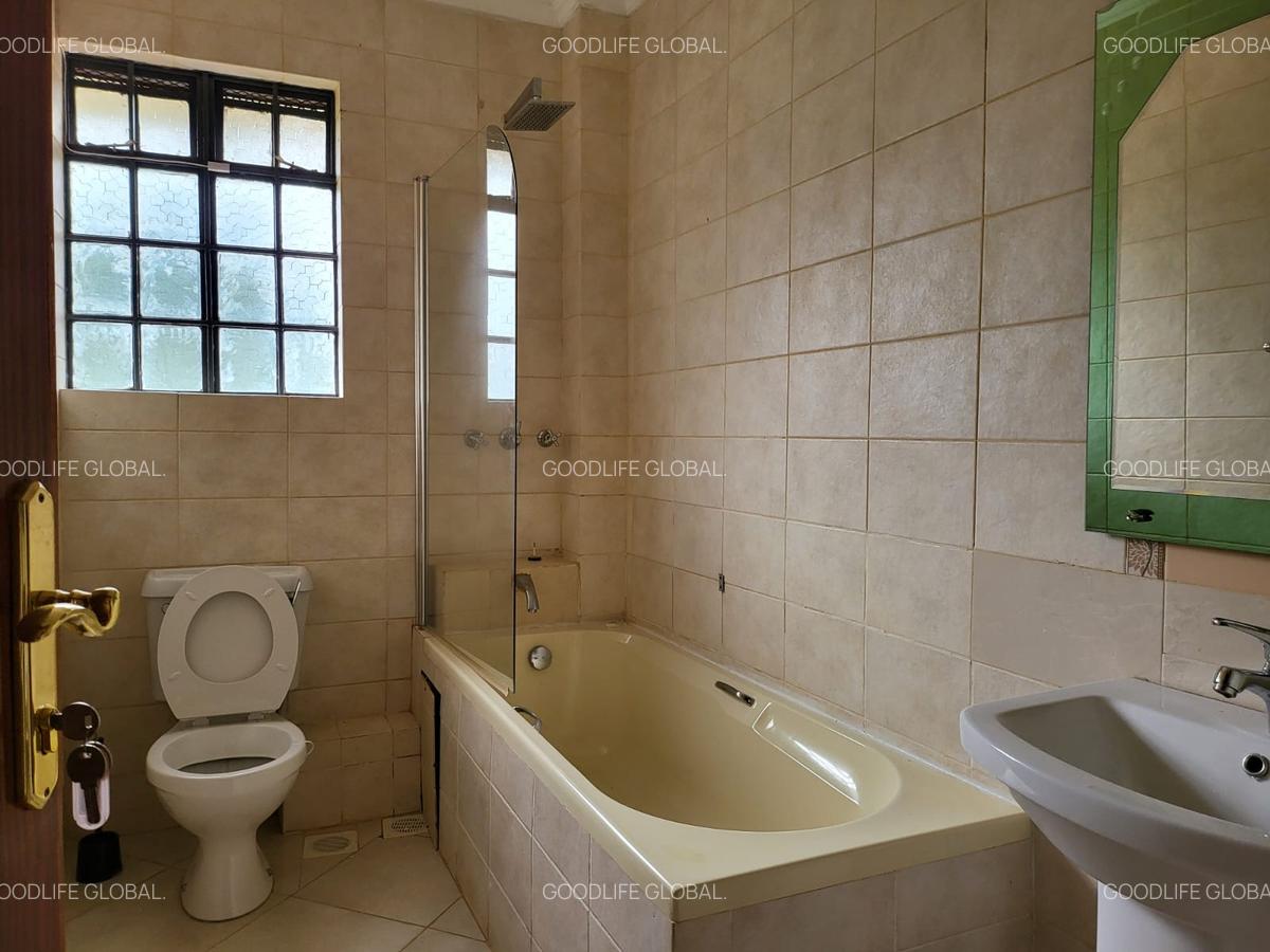 5 Bed House with En Suite at New Kitisuru - 19