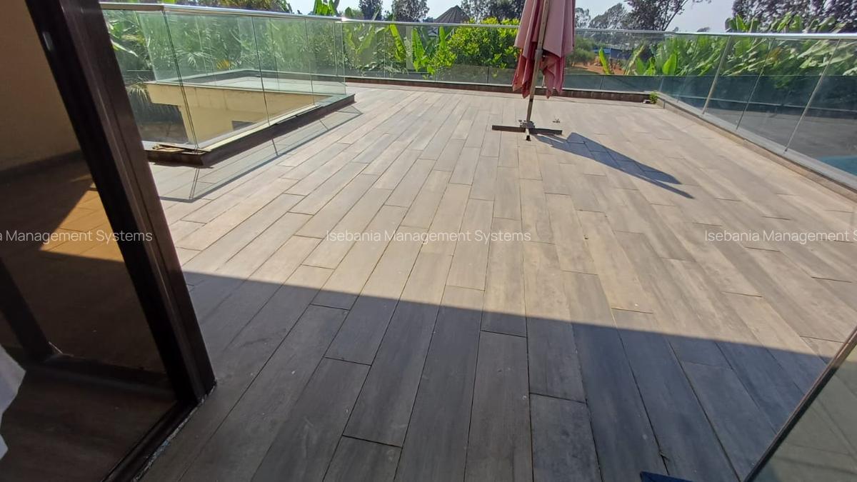 5 Bed House with En Suite at Runda Road - 4