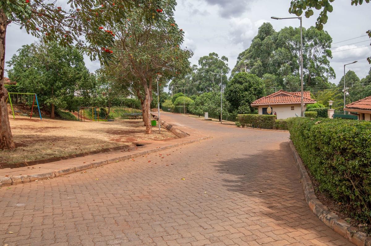 4 Bed Townhouse with En Suite in Thika - 2