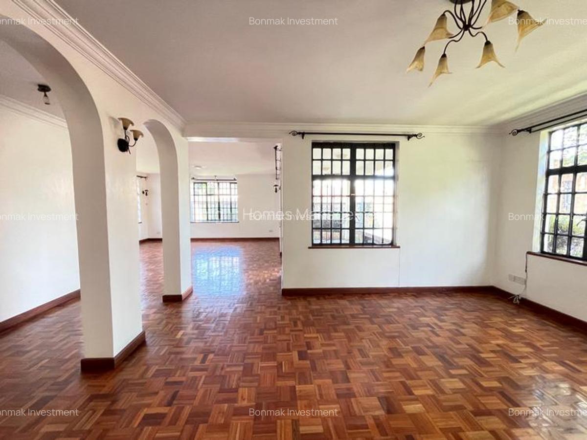 4 Bed Townhouse with En Suite at Convent Drive - 9