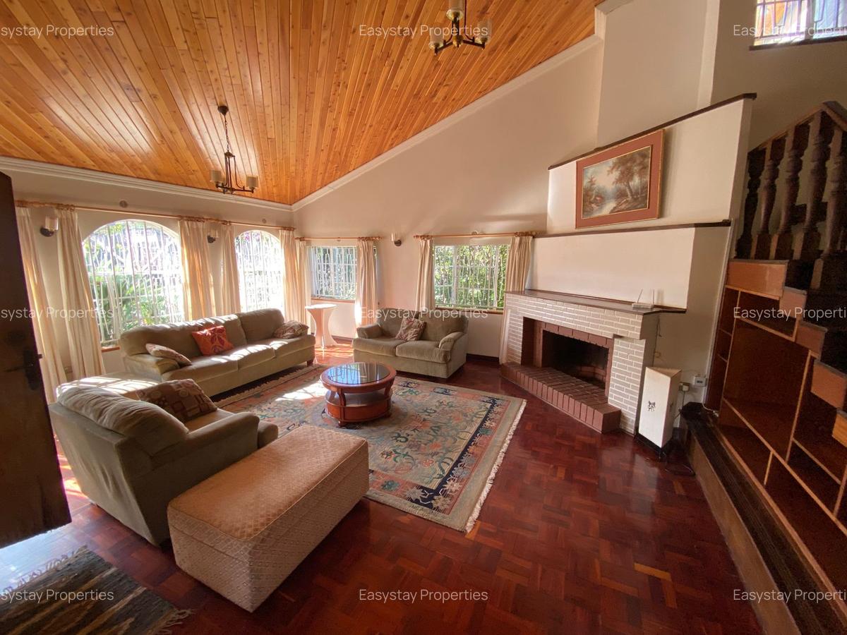 3 Bed House with En Suite in Runda - 1