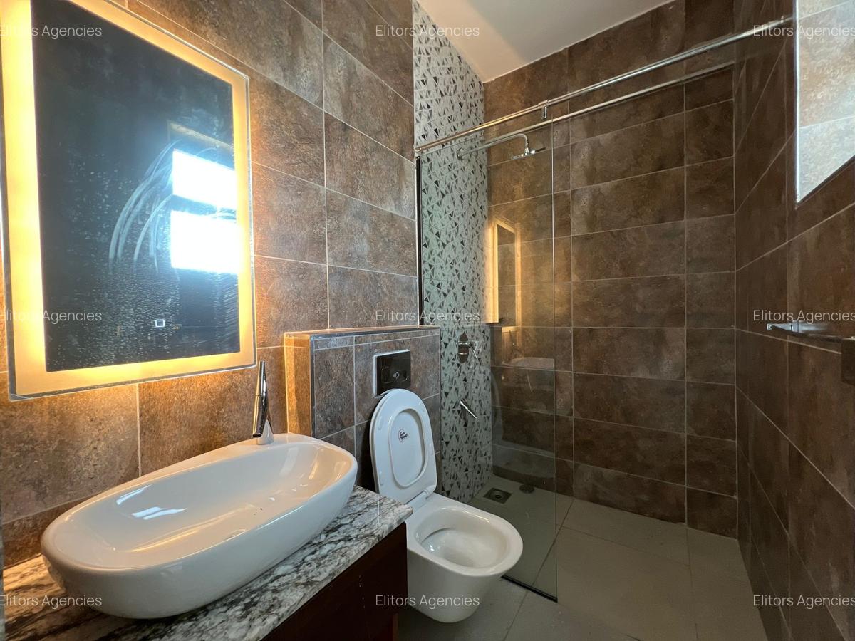 3 Bed Apartment with En Suite at Makueni Road - 12