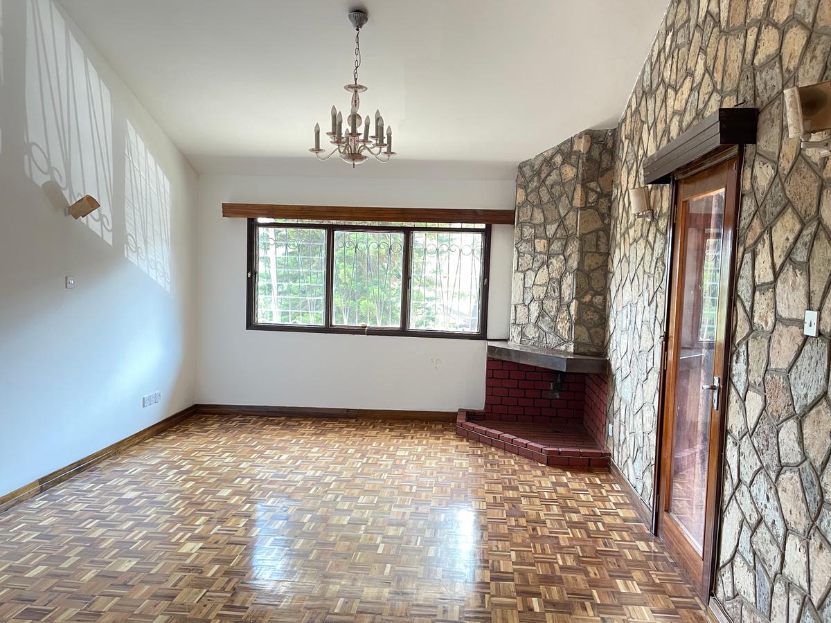 6 Bed House with En Suite in Westlands Area - 17