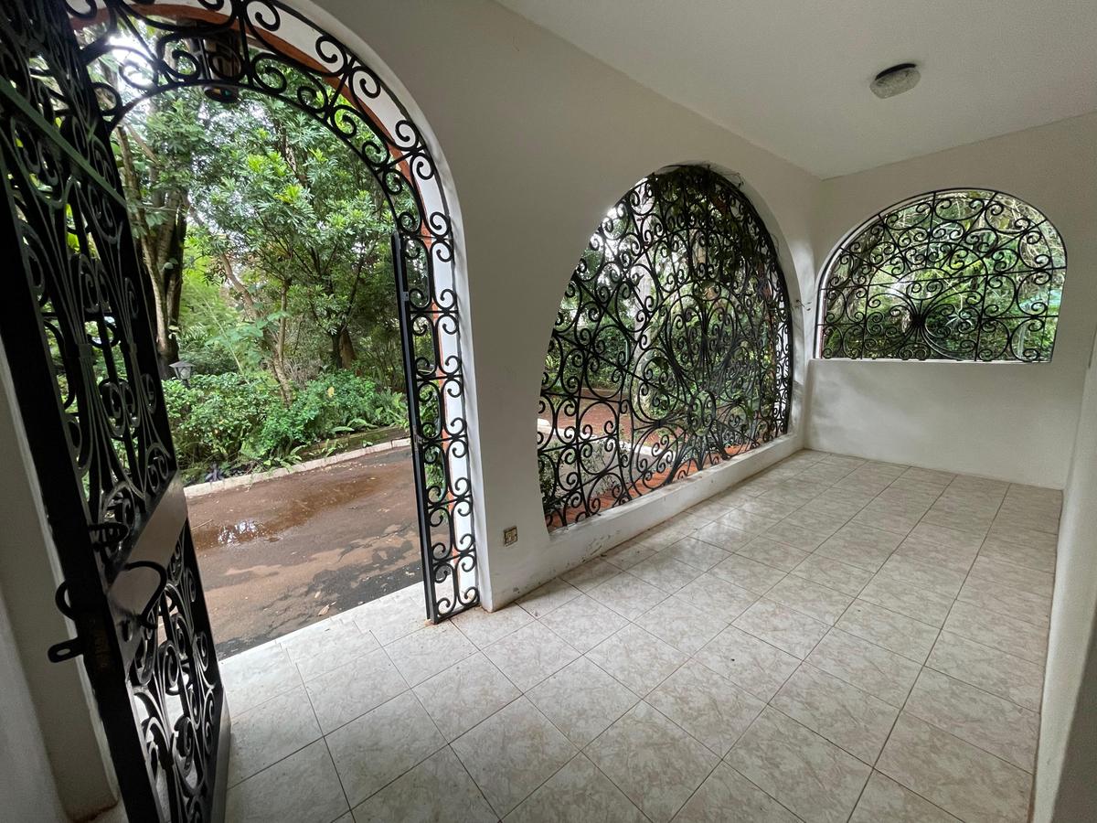 5 Bed House with En Suite in Gigiri - 20