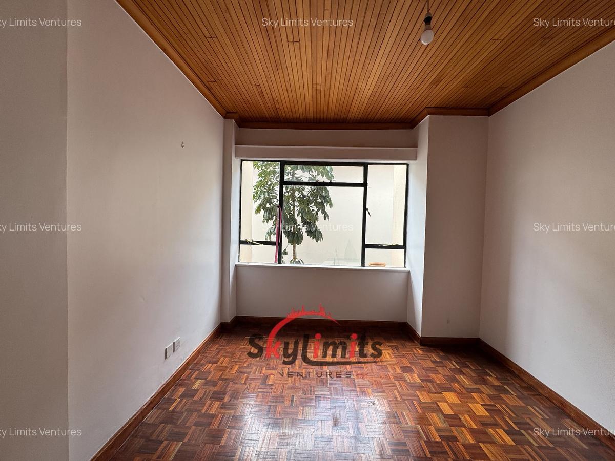 4 Bed Apartment with Swimming Pool in Kilimani - 14