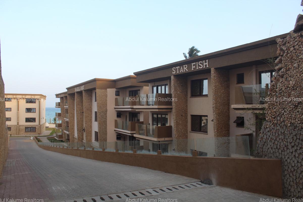 Serviced 2 Bed Apartment with En Suite at Kikambala - 9