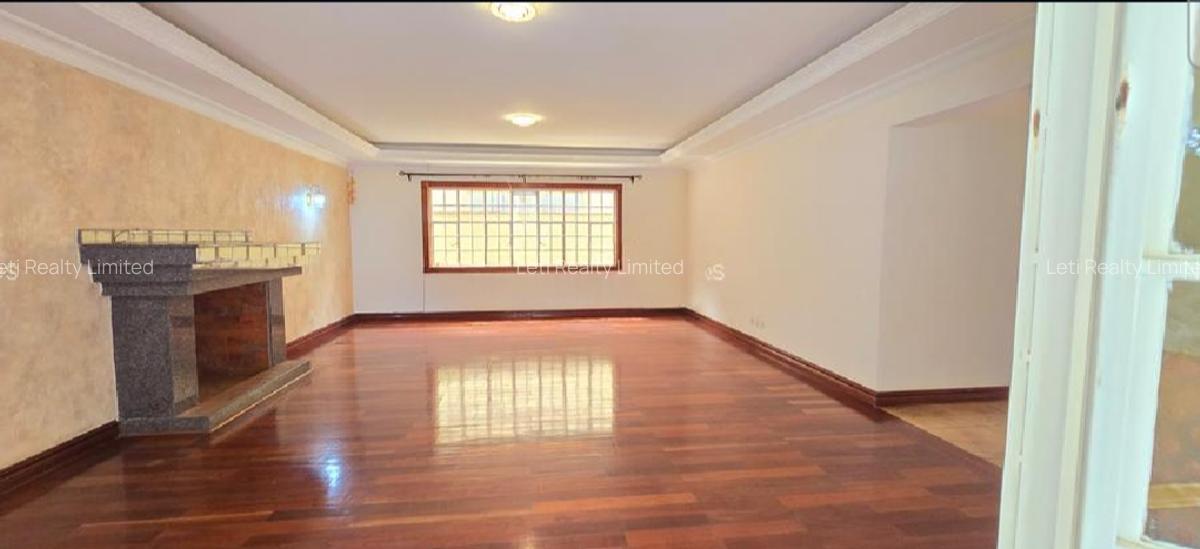5 Bed Townhouse with En Suite in Lavington - 5