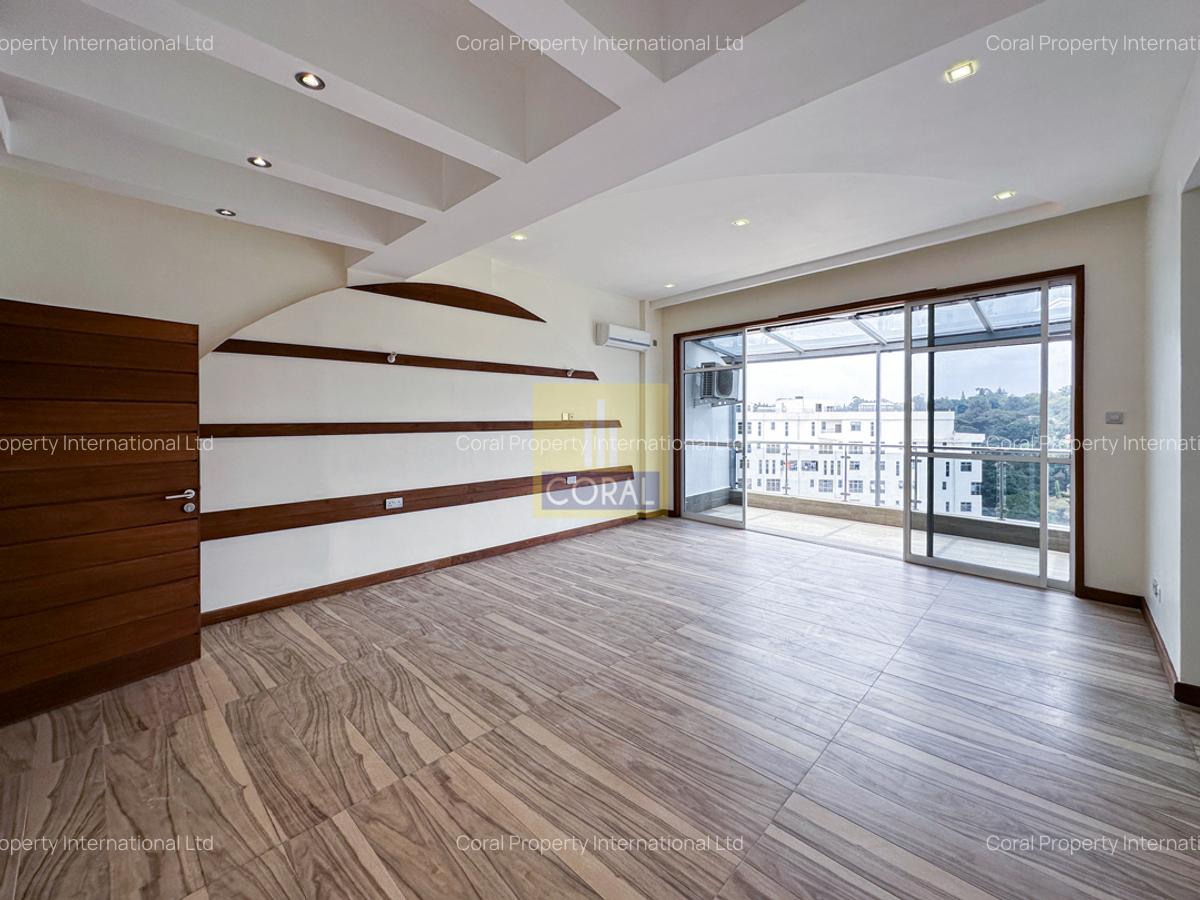 5 Bed Apartment in Spring Valley - 13