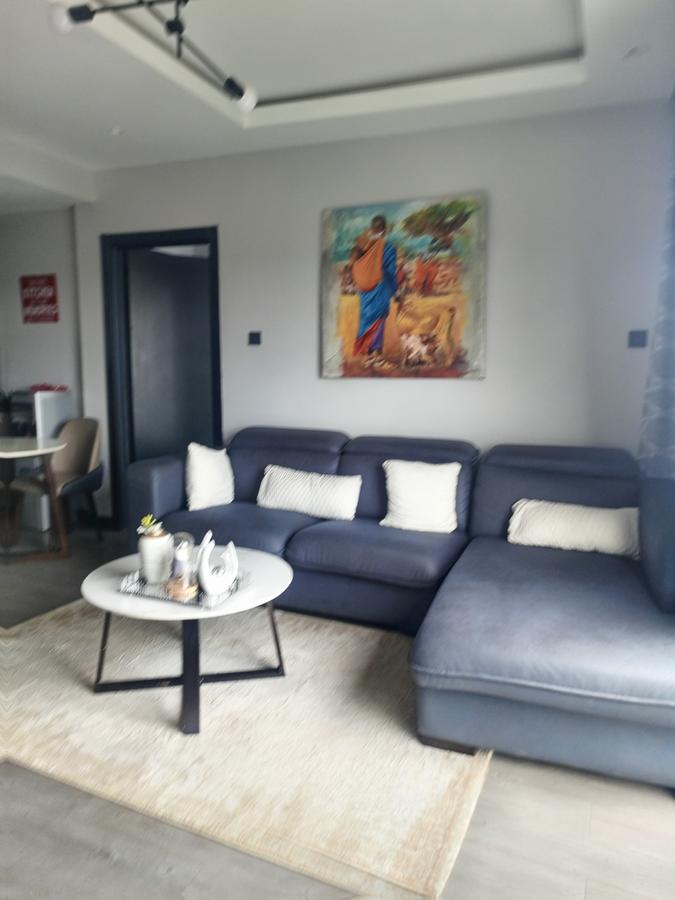 Serviced 2 Bed Apartment with En Suite in Westlands Area - 11