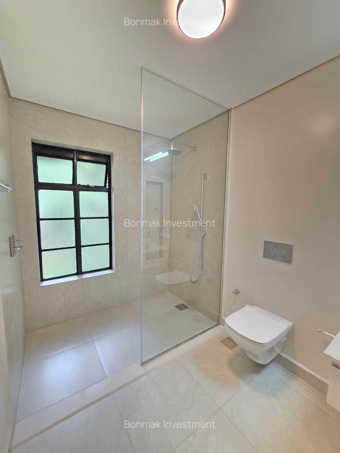 5 Bed Townhouse with En Suite at Convent Drive. - 14